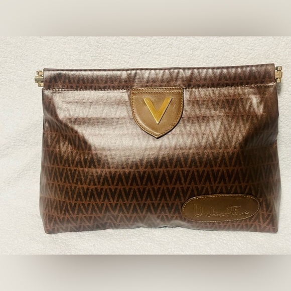 Mario Valentino Monogram Clutch - Picture 5 of 10